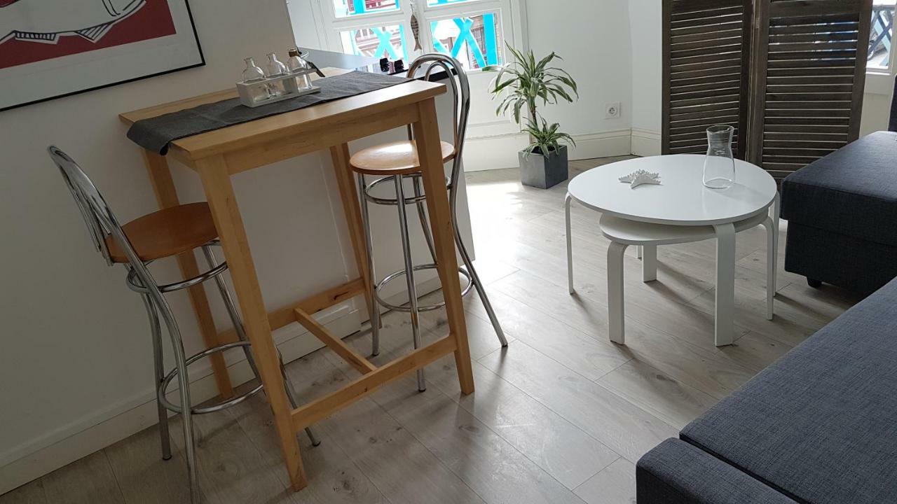 100 M De La Mer, Sauna, Wifi 梅尔·莱斯·拜恩斯 外观 照片