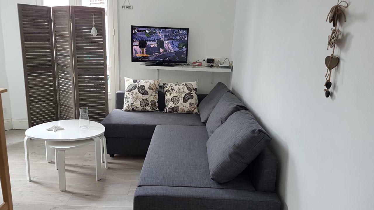 100 M De La Mer, Sauna, Wifi 梅尔·莱斯·拜恩斯 外观 照片